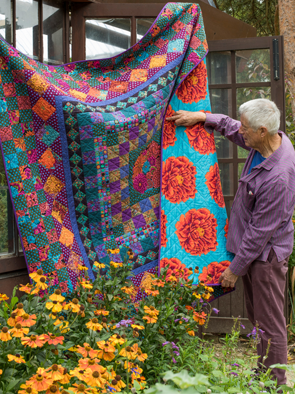 Kaffe Fassett's Quilts in the Cotswolds: Medallion Quilt Designs with
